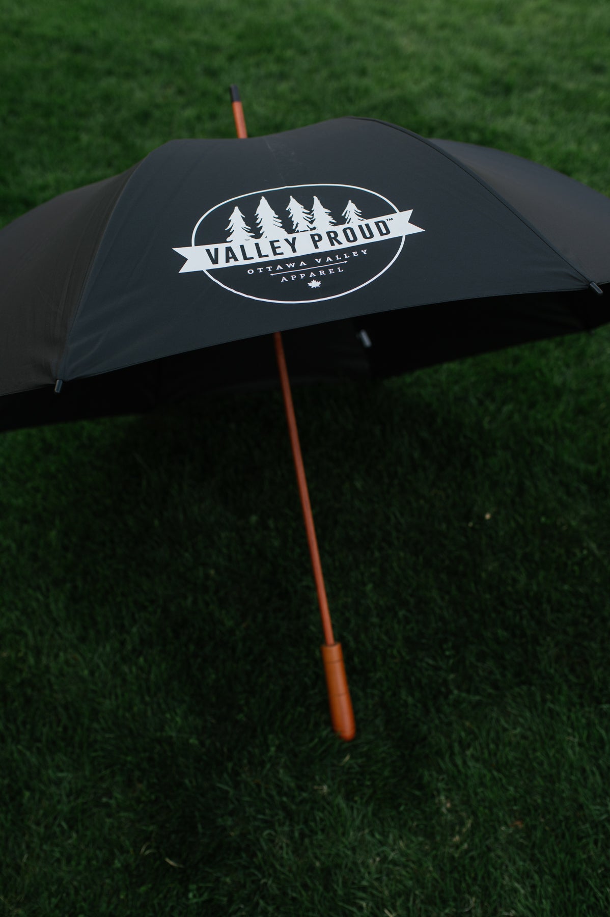 Valley Proud Golf Umbrella - Black (PICK UP ONLY)