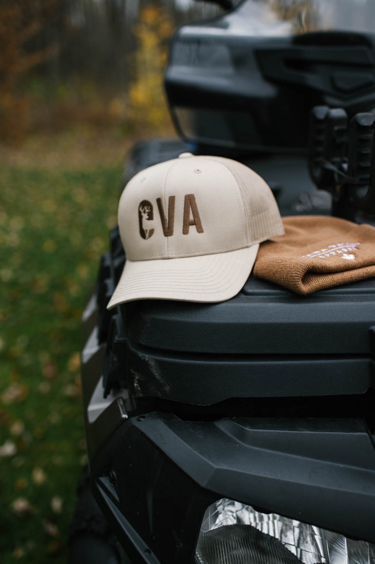 OVA Deer Snap Back - Beige/Brown
