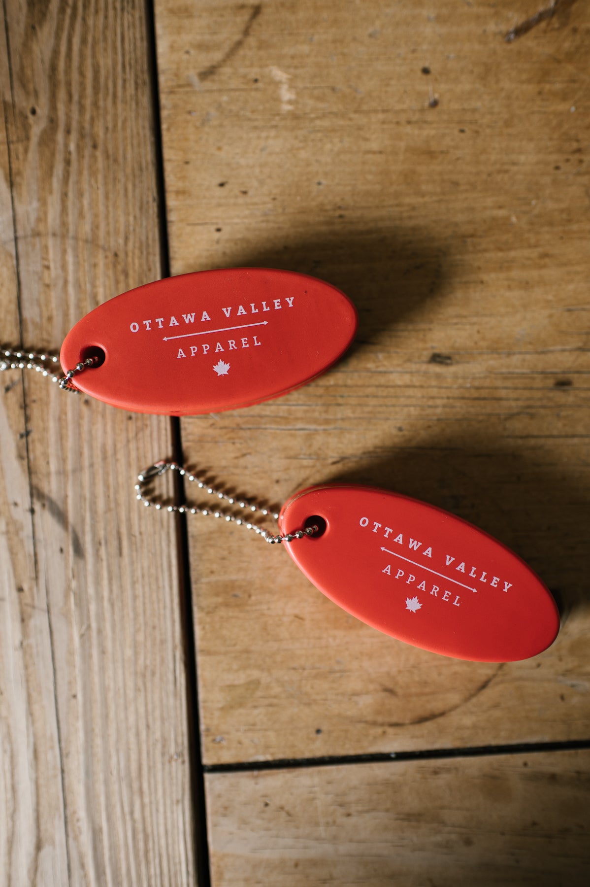 Ottawa River Club Floating Keychain - Red