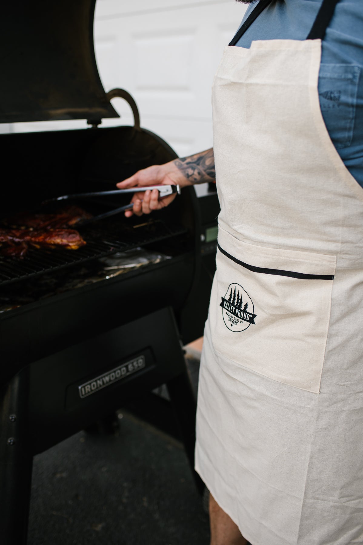 Valley Proud Apron - Natural