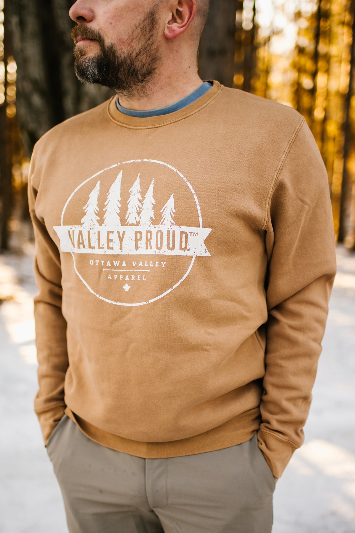Valley Proud Crewneck - Camel