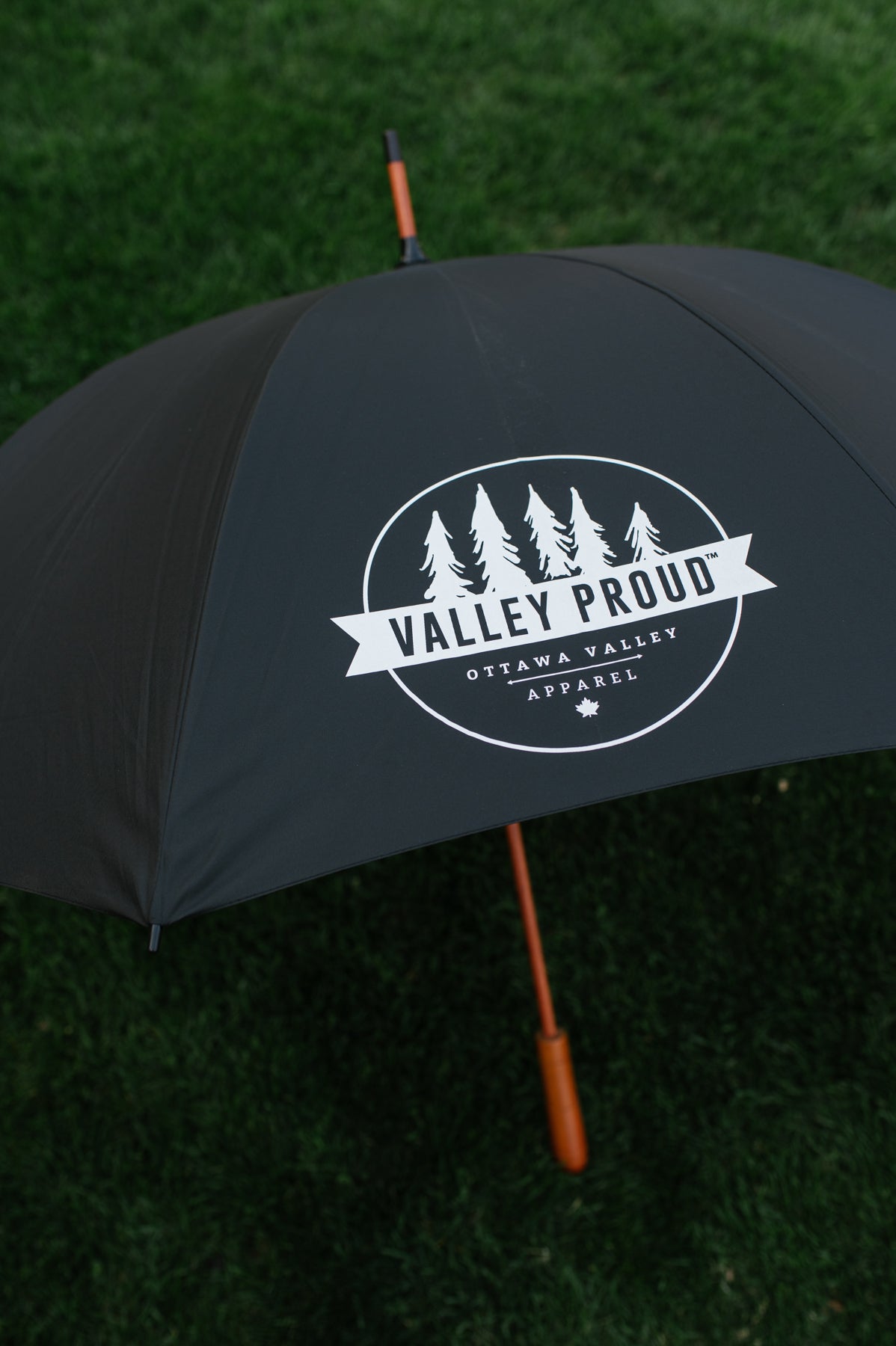 Valley Proud Golf Umbrella - Black (PICK UP ONLY)