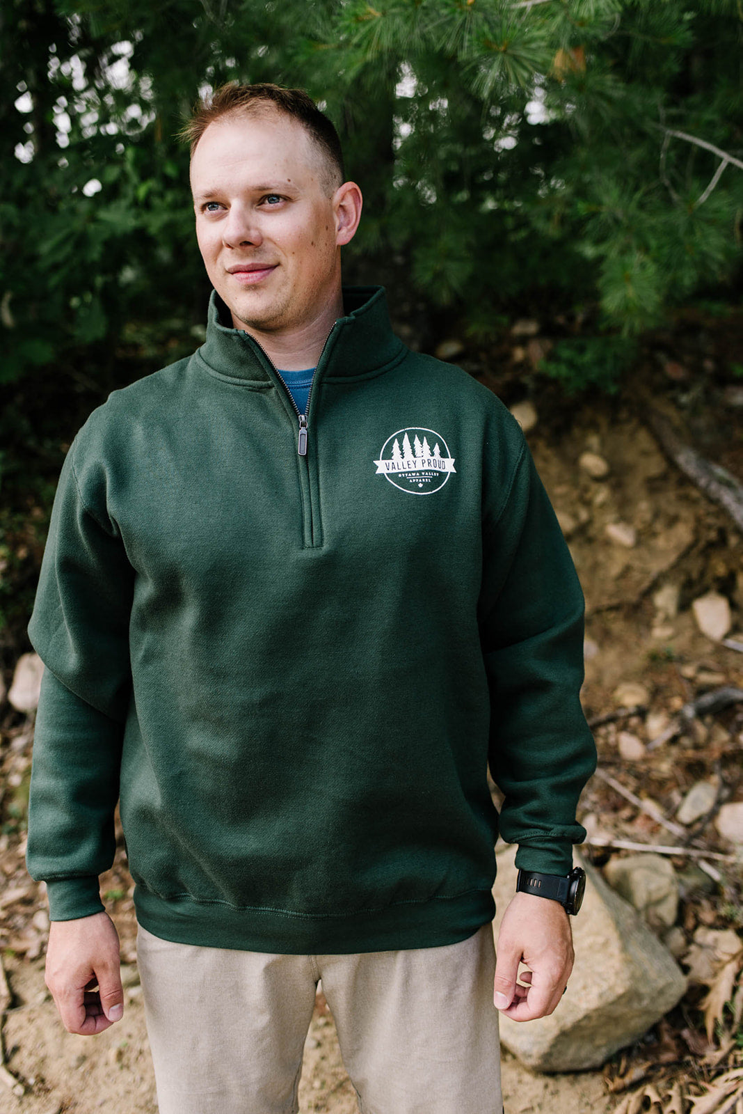 Valley Proud 1/4 Zip - Forest Green &amp; White