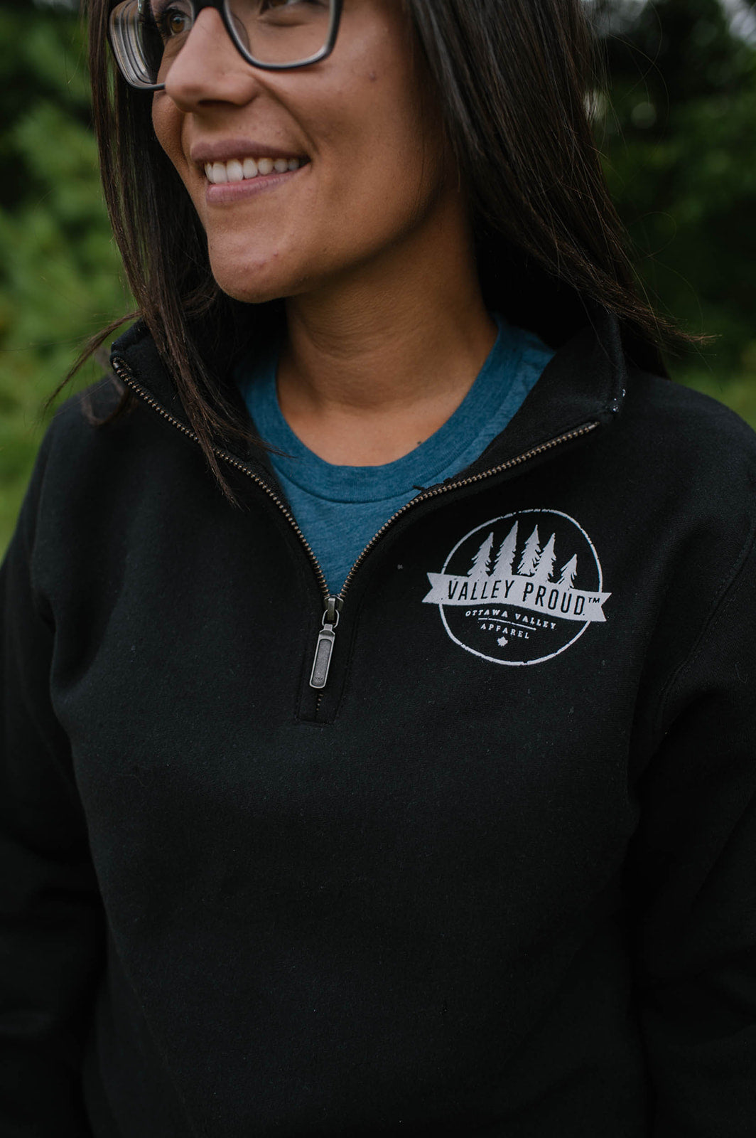 Valley Proud 1/4 Zip - Black &amp; White