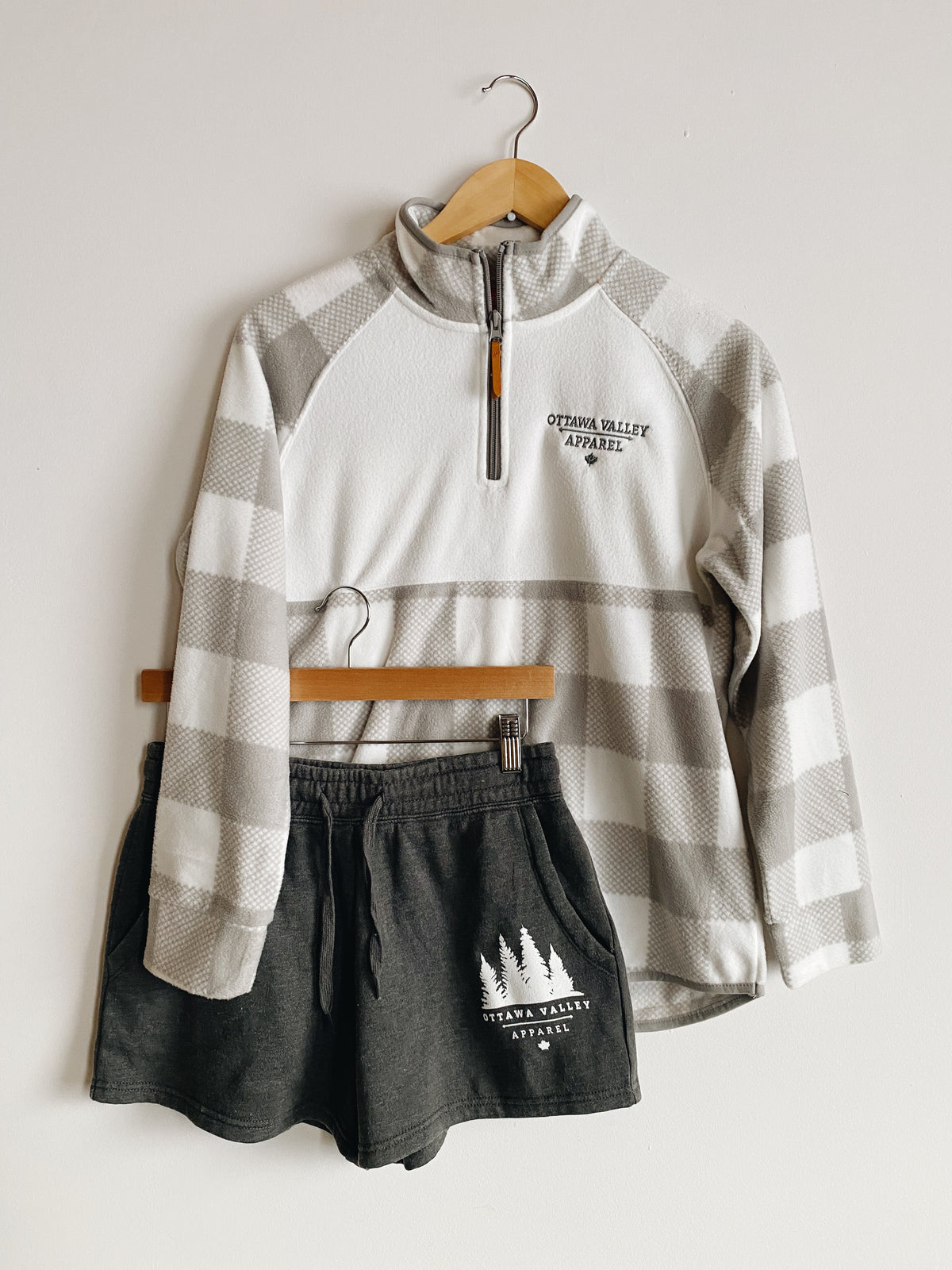 Ottawa Valley Apparel Plaid 1/4 Zip Pullover - Oxford Grey &amp; White