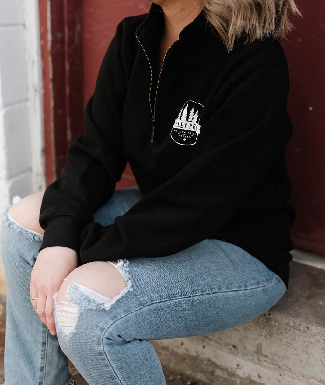 Valley Proud 1/4 Zip - Black &amp; White